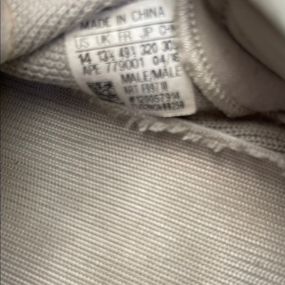 ADIDAS YEEZY Boost 350 Bone - Picture 10 of 10